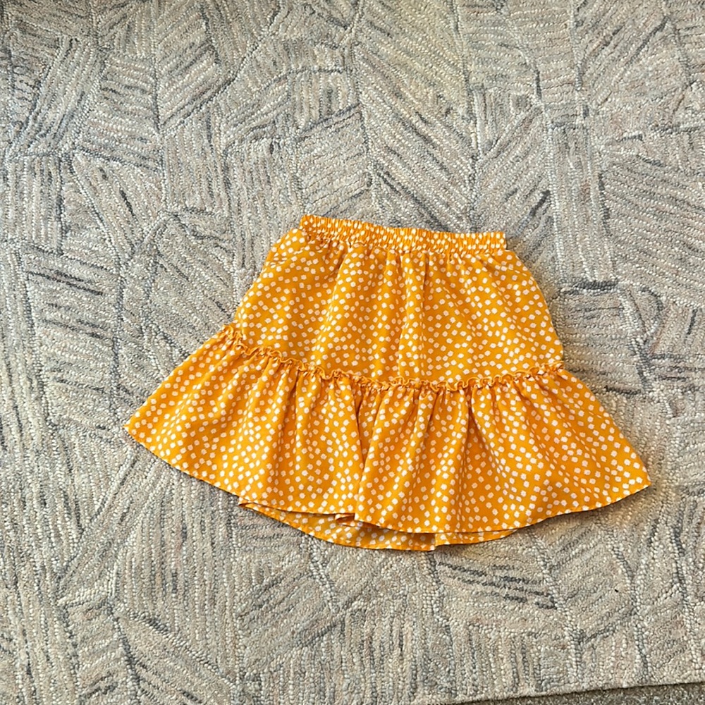 Yellow skirt